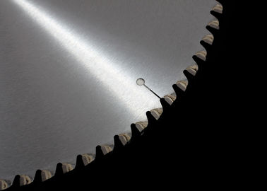 Der einzigartige metallschneidende Zahnwinkel, dass Sägeblatt/Cermet, kaltes umzukippen Sägeblätter 255mm 80z