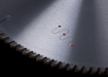 Schneider-Plastik/Kreis der Aluminiumausschnitt Sägeblatt mit Ceratizit-Spitzen 450MM